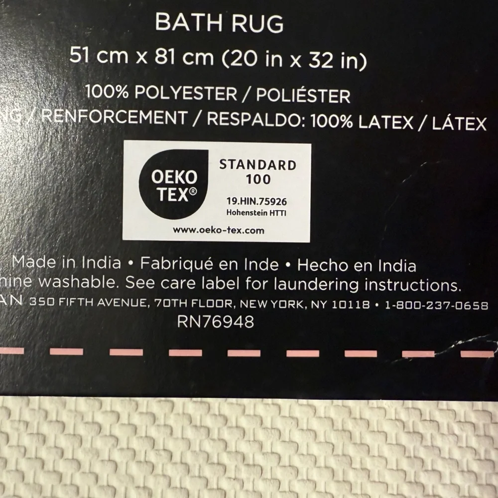 Betsey Johnson Bow Bath Rug